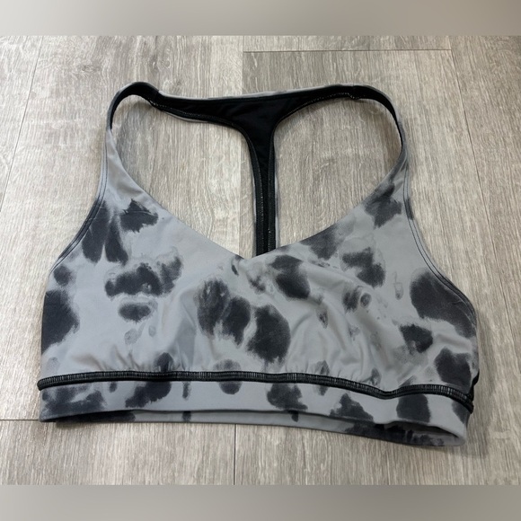 Lululemon Flow Y Bra *Nulu Black Gray Size 6 - Picture 1 of 3